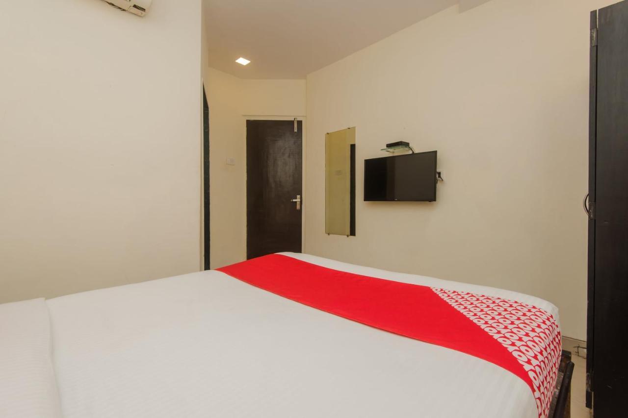 Oyo 10103 Hotel Aviva Mumbai Kültér fotó